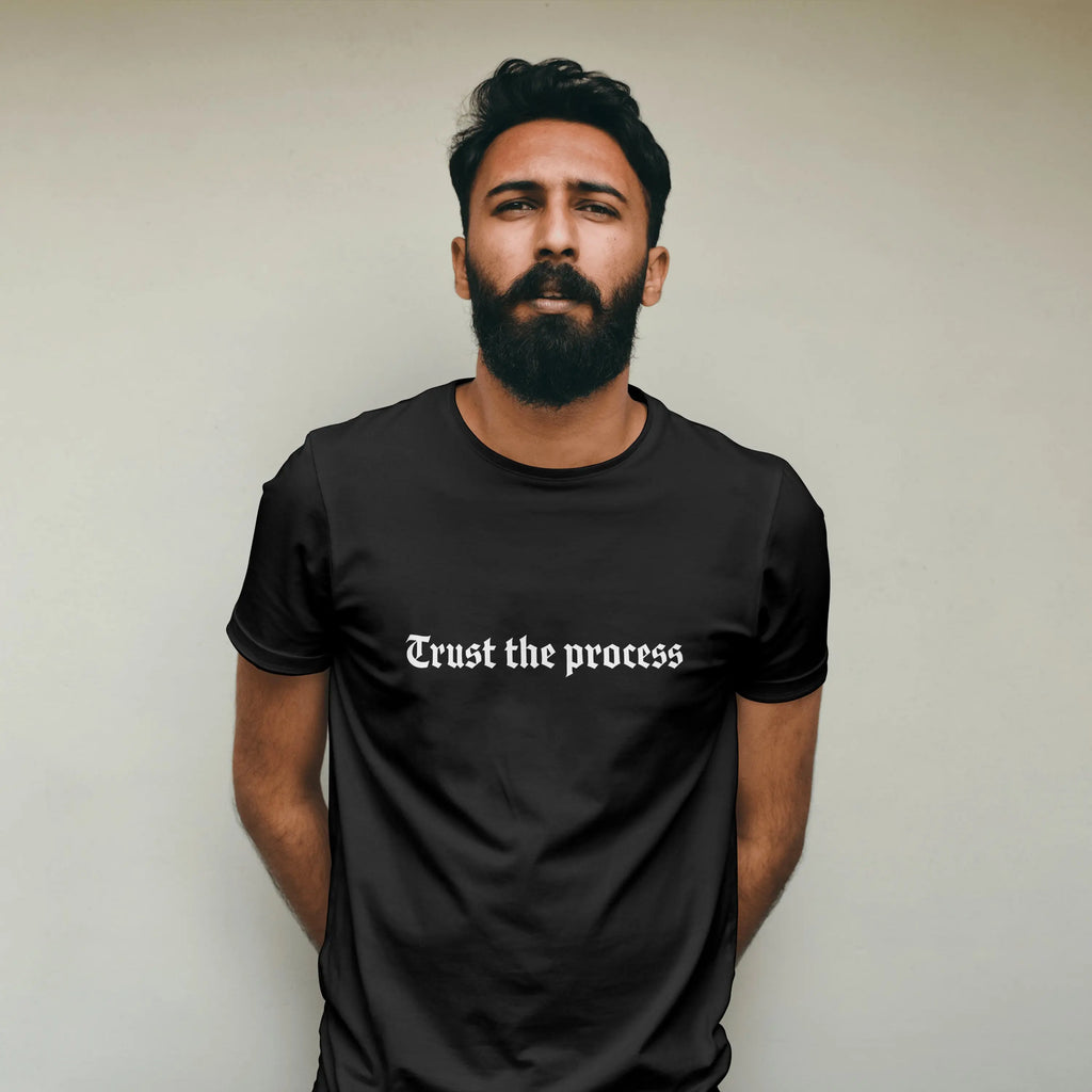 Playera Semi-Oversized Trust The Proccess